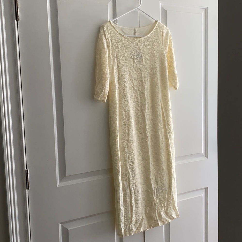 Ivory Lace Maternity Dress - M